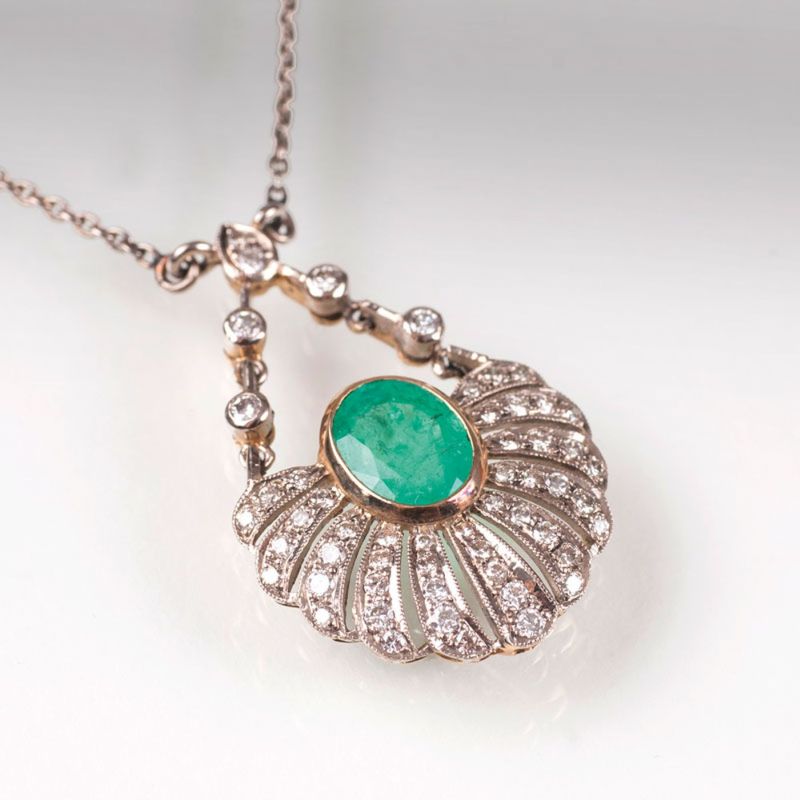 Smaragd-Brillant-Collier in Jugendstil-Manier