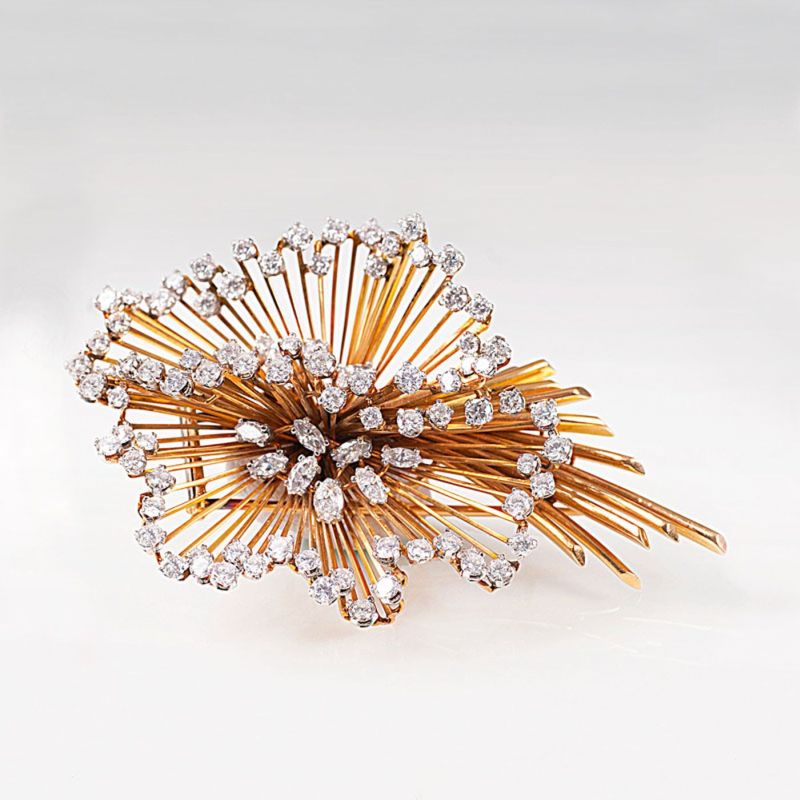 A Vintage diamond brooch