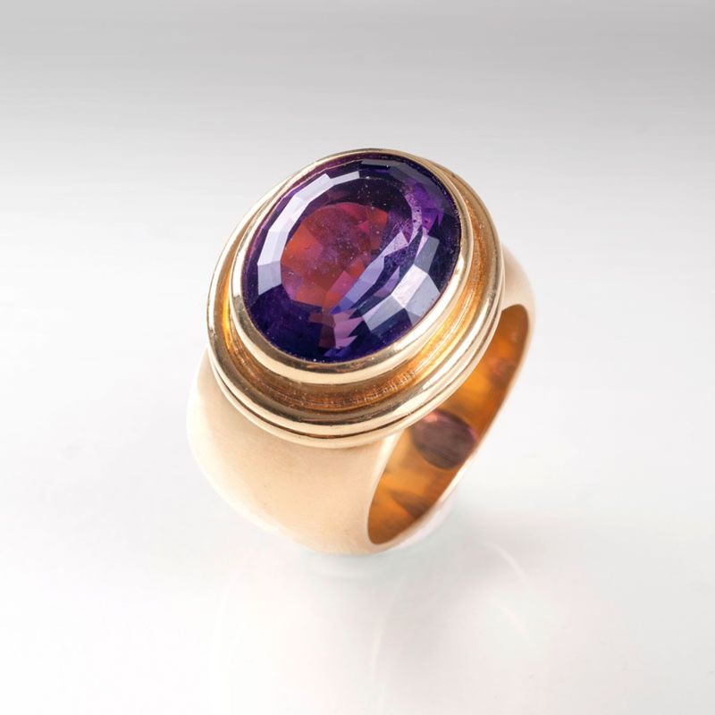 A amethyst gold ring by Botho Nickel