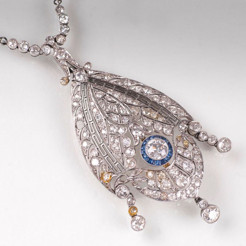 An Art Déco diamond necklace