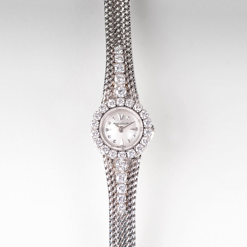 A Vintage ladie's wristwatch with diamonds