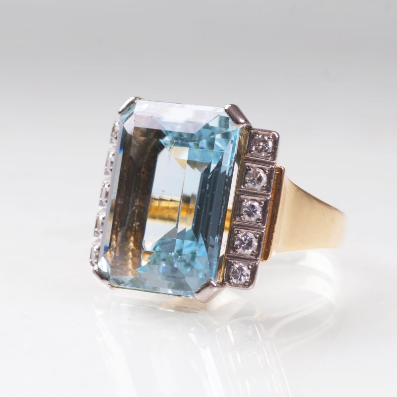 A Vintage aquamarine diamond ring