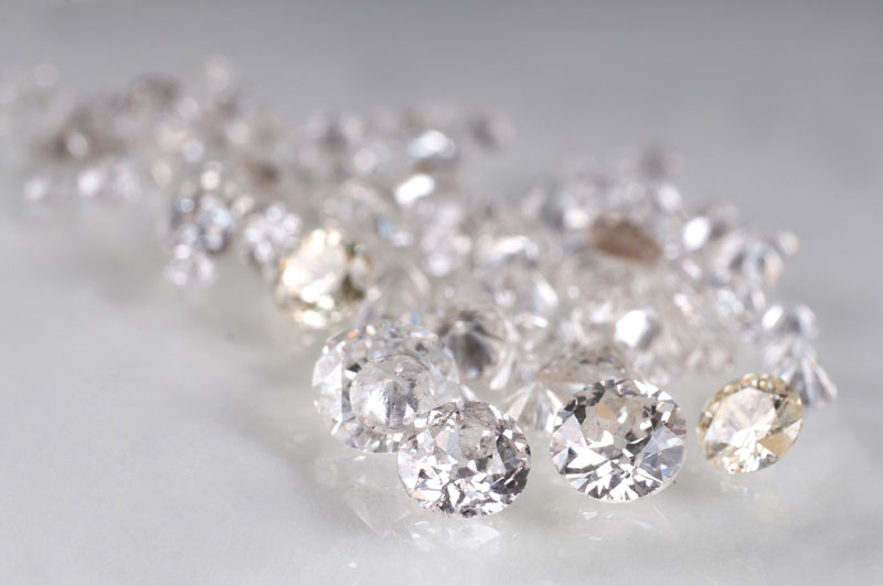 A collection of loose diamonds