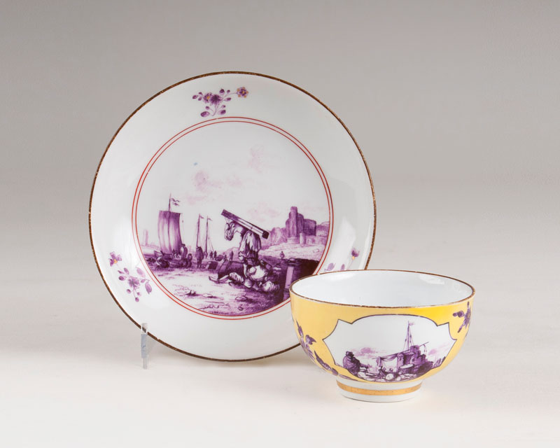 A bowl with Kauffahrtei scenes in purple monochrome
