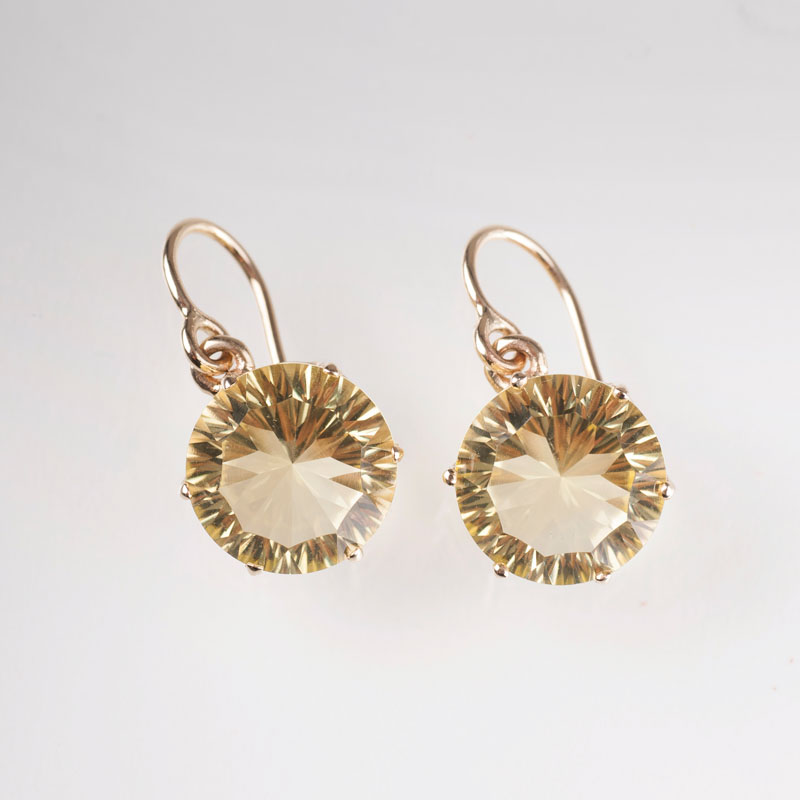 A pair of lemon citrine earrings