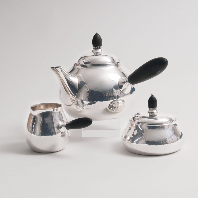 An Art Déco tea pot, No. 80 A