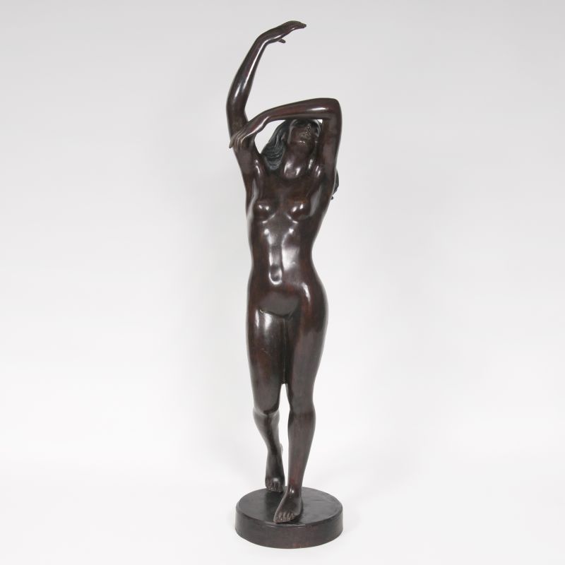 Lancini - A tall bronze sculpture 'Dancing female nude' A tall bronze sculpture 'Dancing female nude'