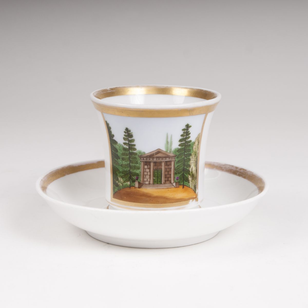 A cup with view on the mausoleum in Charlottenburg