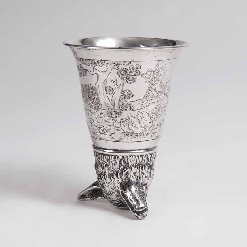 An antique stirrup cup 'fox' - image 2