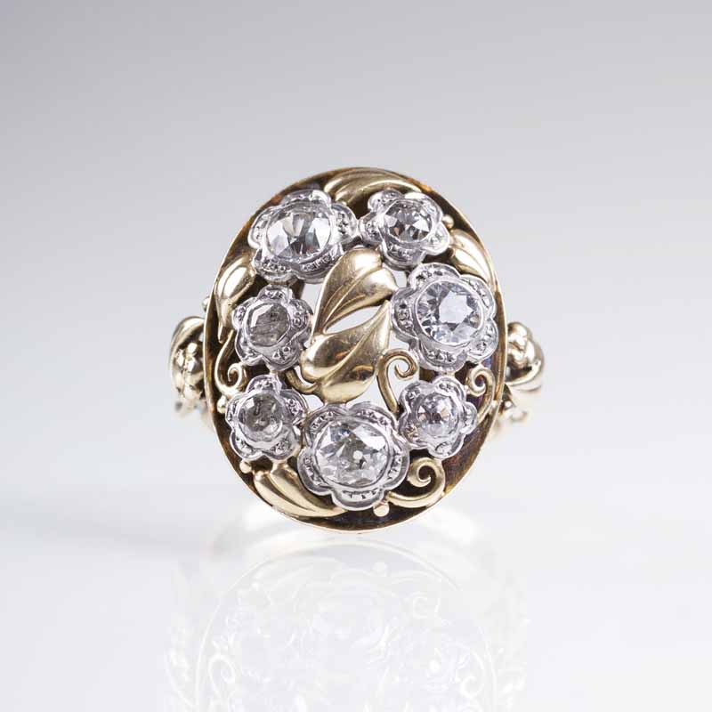 A Vintage diamond ring with flower ornaments - image 2