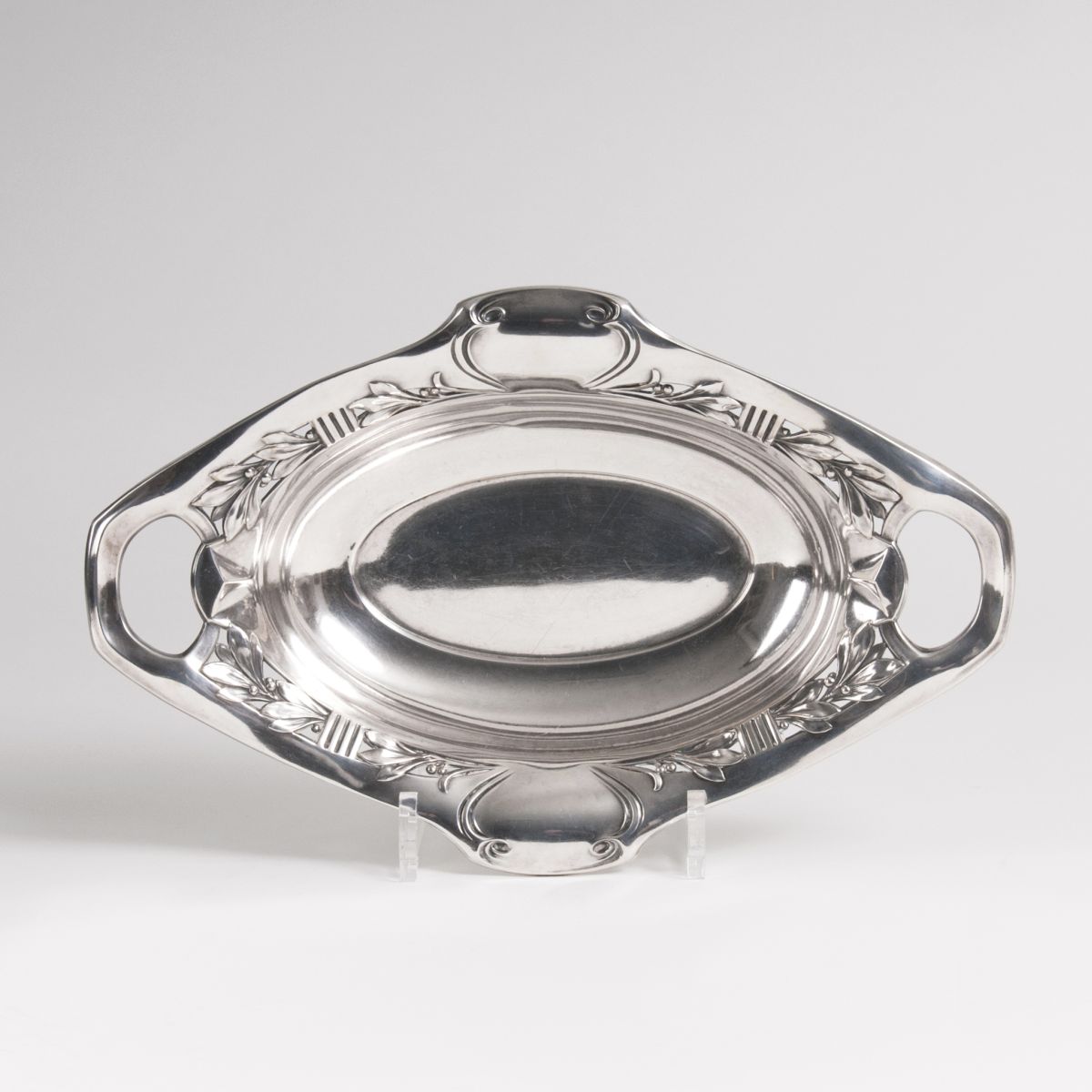 An Art Nouveau bowl