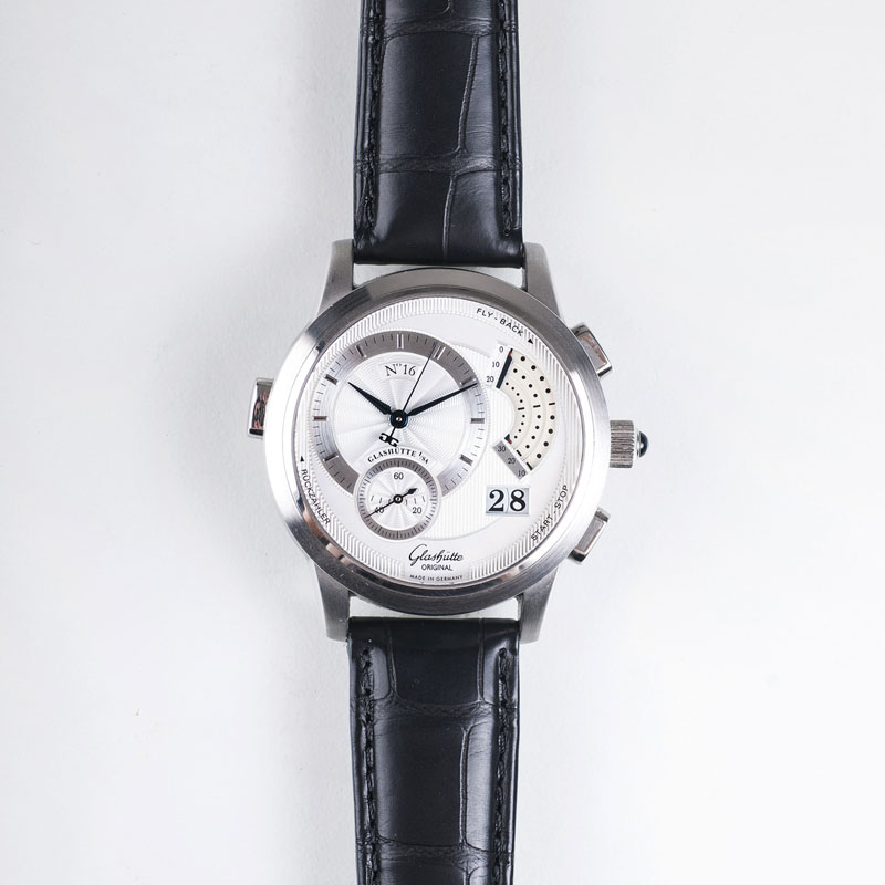 A rare and limited gentlemen's wristwatch 'PanoRetroGraph'
