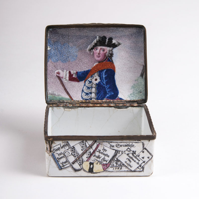 A Snuffbox 'Frederick the Great' A Snuffbox 'Frederick the Great'