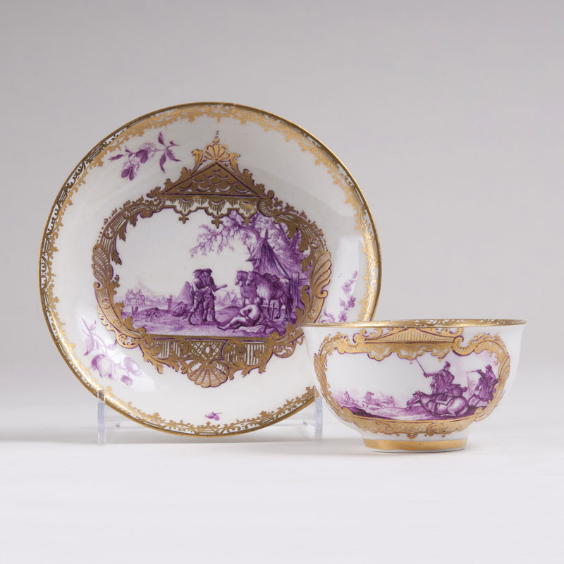 A Bowl with Fine Battle Scenes in Purple Monochrome
