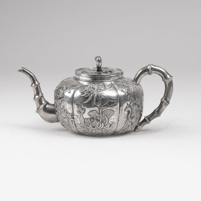 An Extraordinary Chinese Tea Pot
