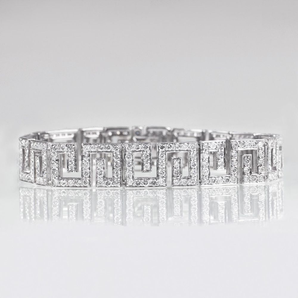 An elegant Diamond Bracelet in Art-déco style