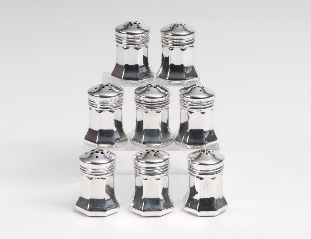 A Set of 8 Spice Shakers