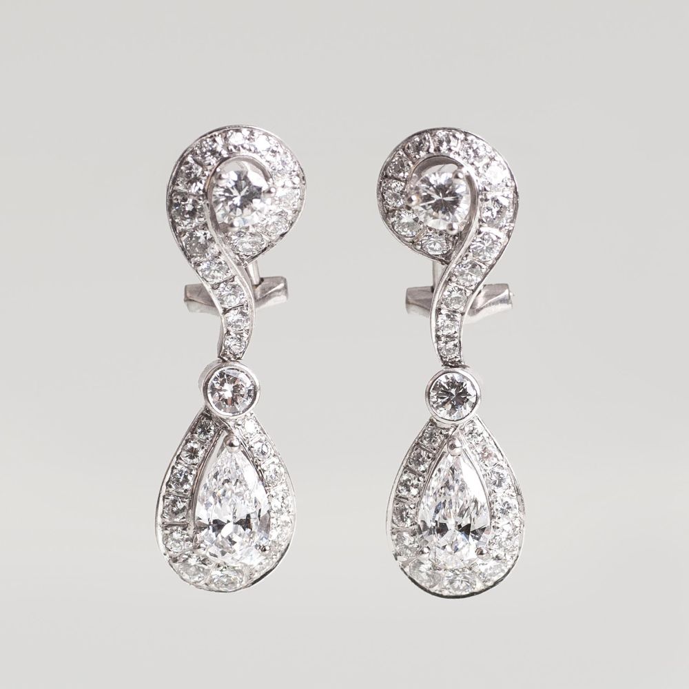 Paar hochfeiner Vintage Diamant-Brillant-Ohrringe
