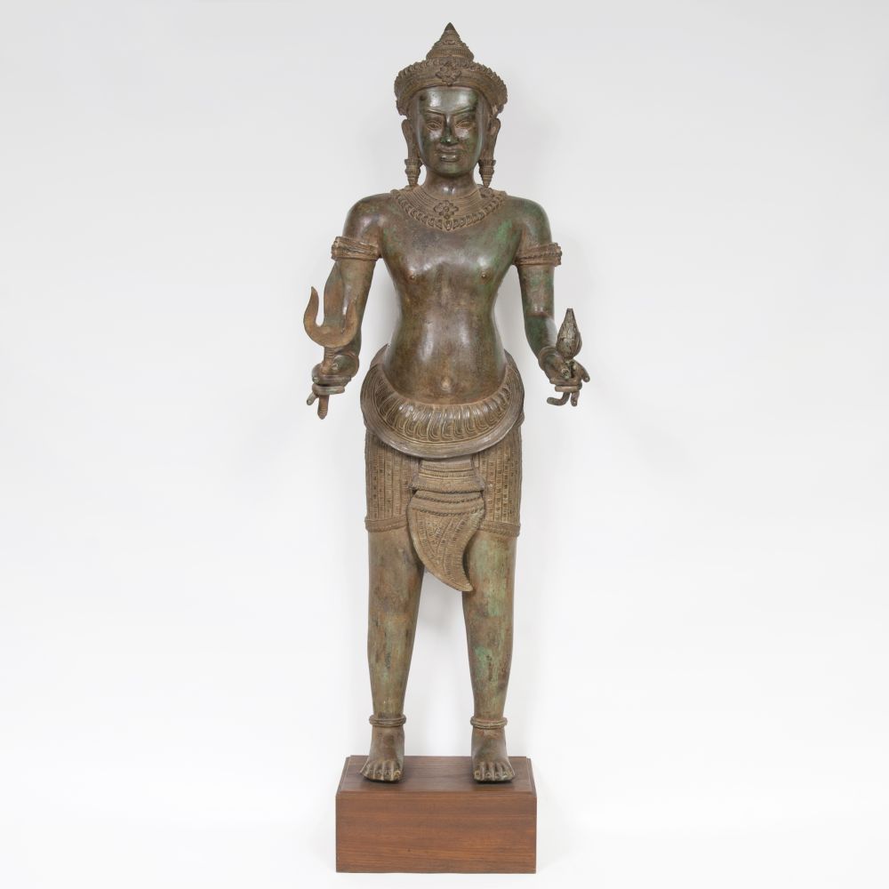 Große stehende Figur 'Bodhisattva Avalokiteshvara'