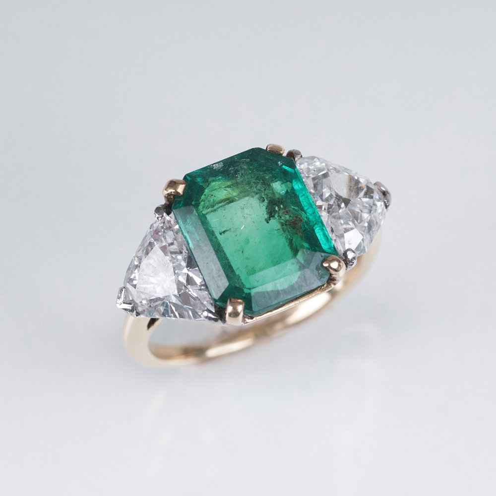 Hochfeiner Smaragd-Ring mit Diamant-Besatz - Bild 3