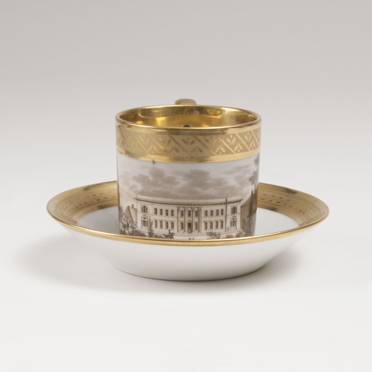 A Parisian Cup with View of a Castle in GrisailleTechnique A Parisian Cup with View of a Castle in GrisailleTechnique