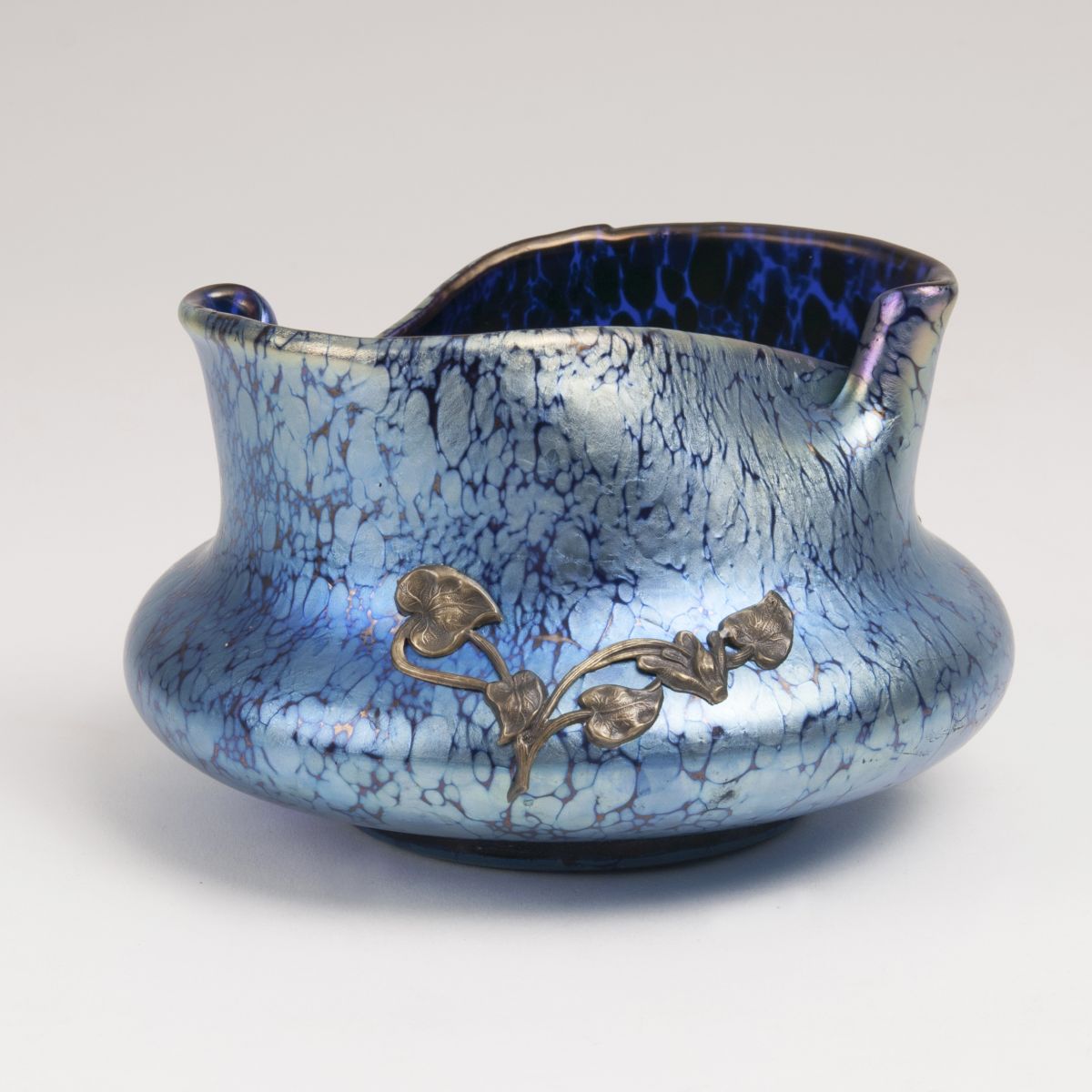 An Art Nouveau Bowl with 'Papillon' Decor