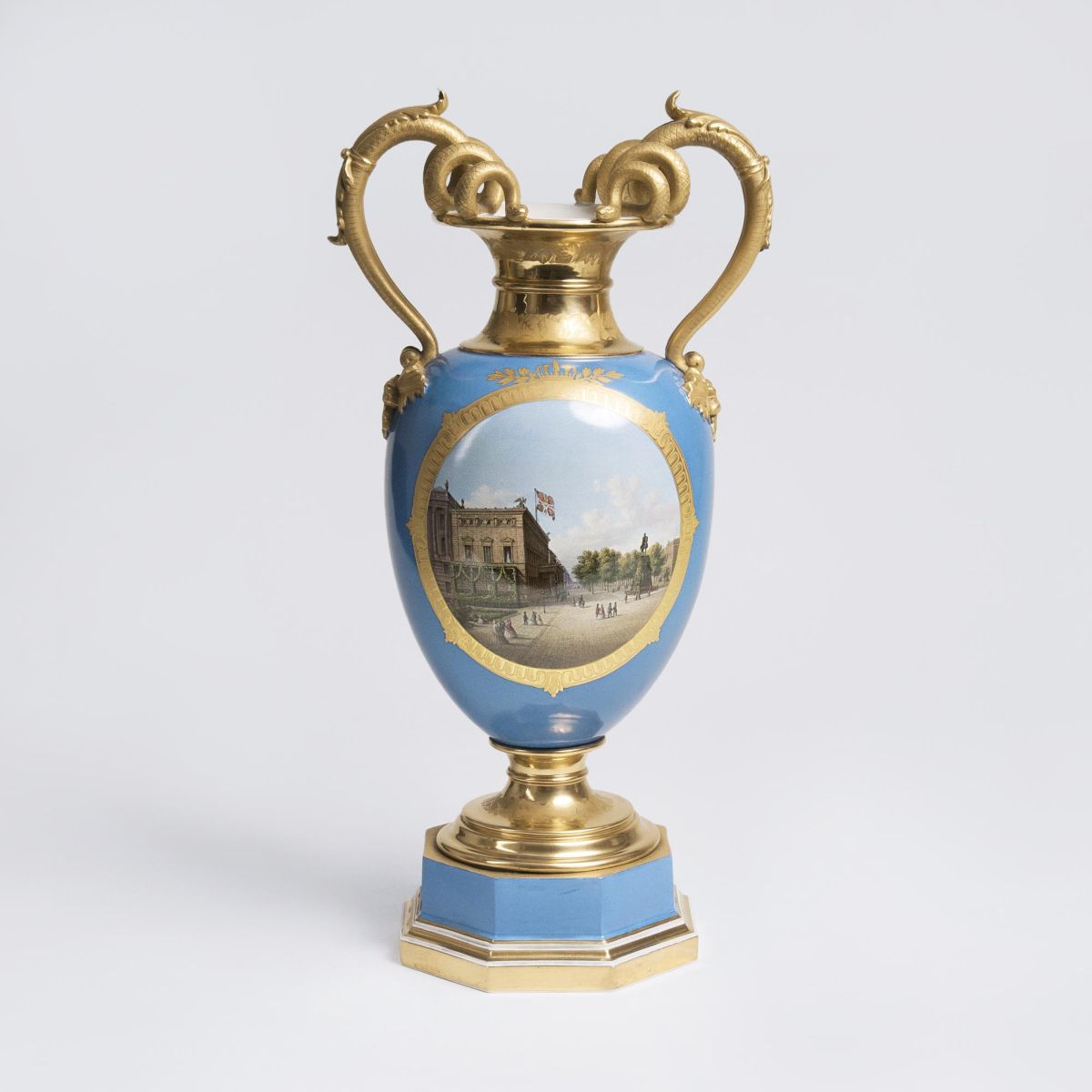 A rare Berlin 'Urbino Vase' with View of the Old Palace in Berlin