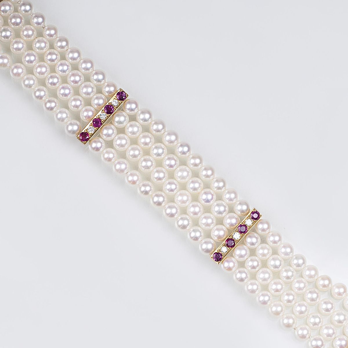 Perlen-Armband mit hochfeinem Rubin-Brillant-Besatz