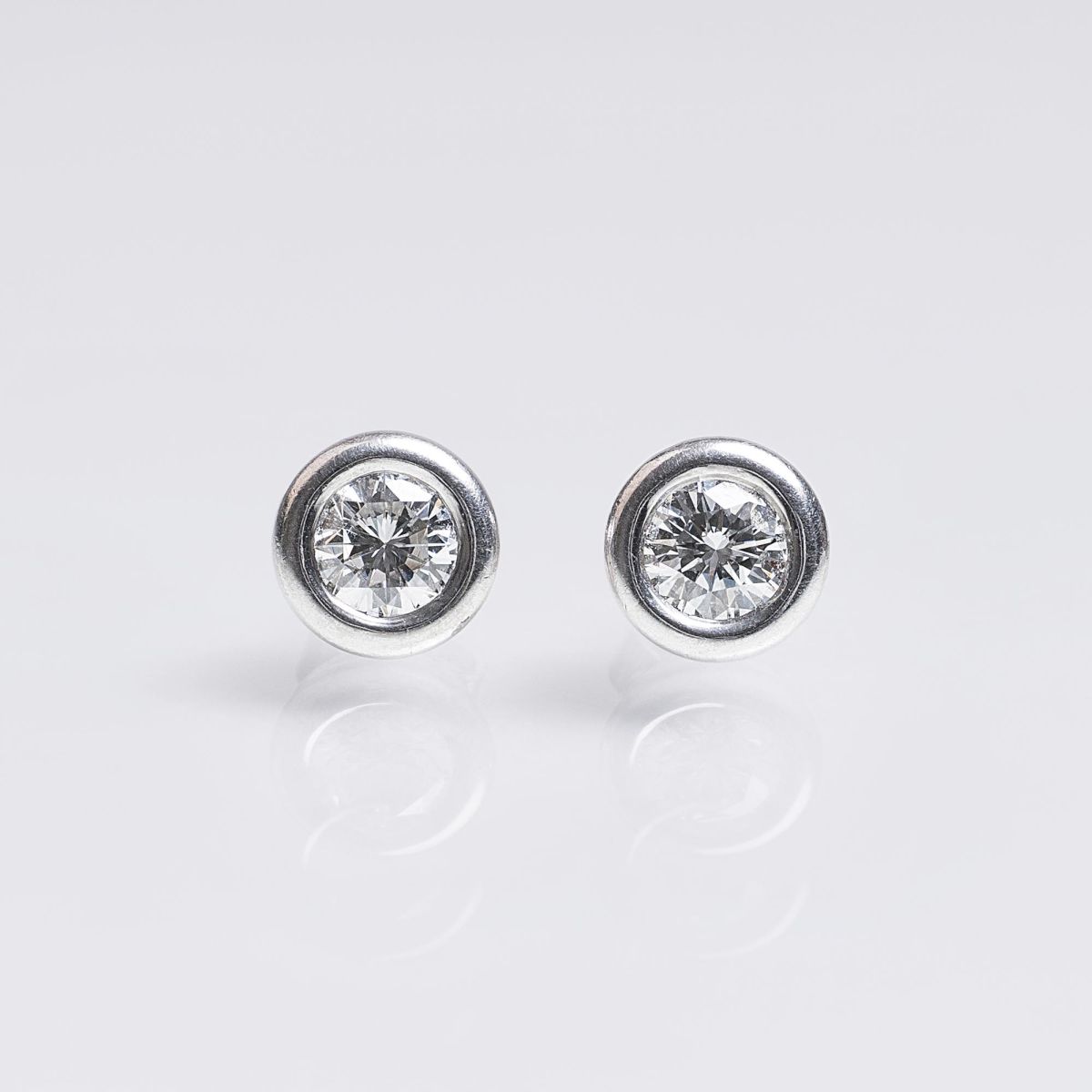 A Pair of Solitaire Diamond Earstuds A Pair of Solitaire Diamond Earstuds