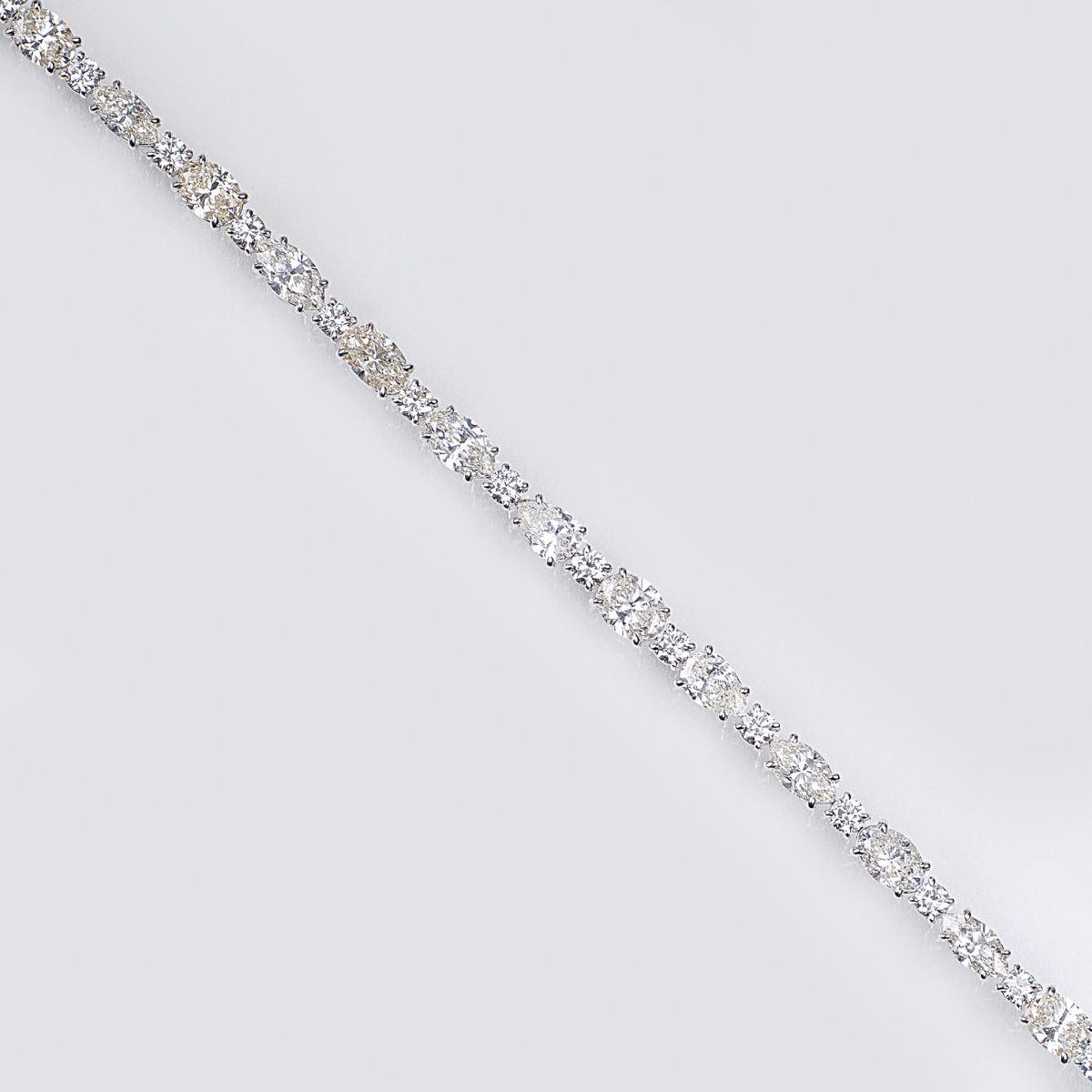 A Highcarat Diamond Bracelet - image 2