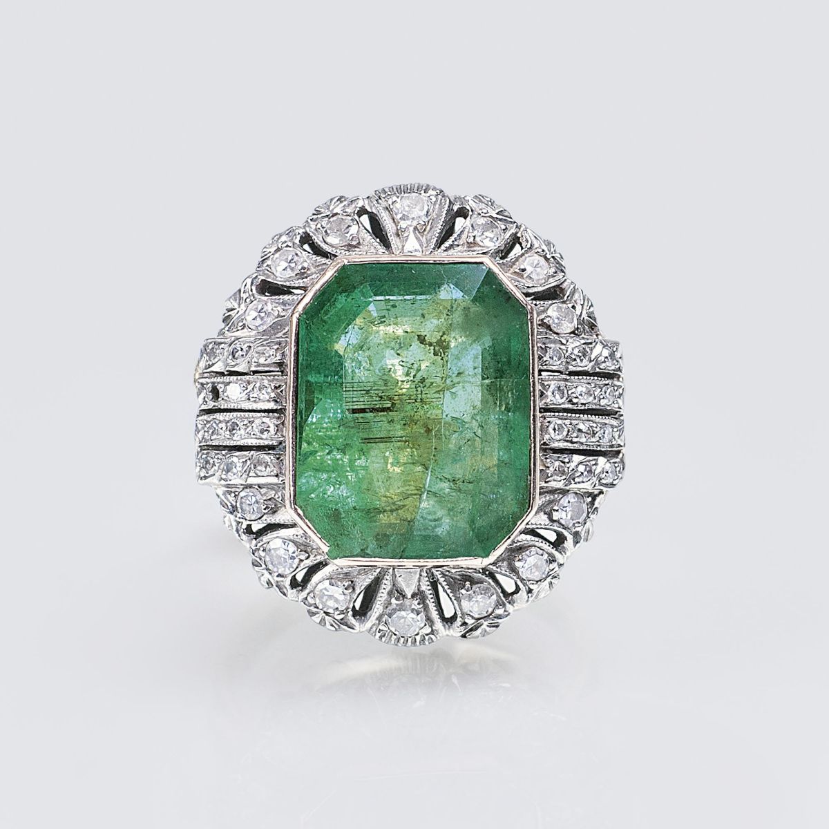 Smaragd-Diamant-Ring Smaragd-Diamant-Ring