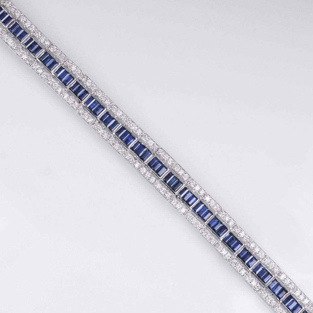 Hochkarätiges Saphir-Brillant-Armband