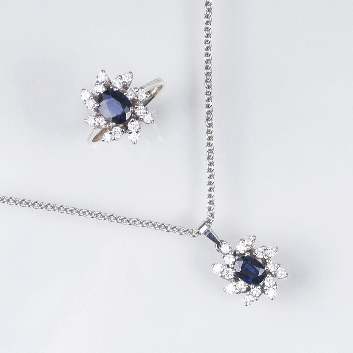 A Sapphire Diamond Jewellery Set A Sapphire Diamond Jewellery Set