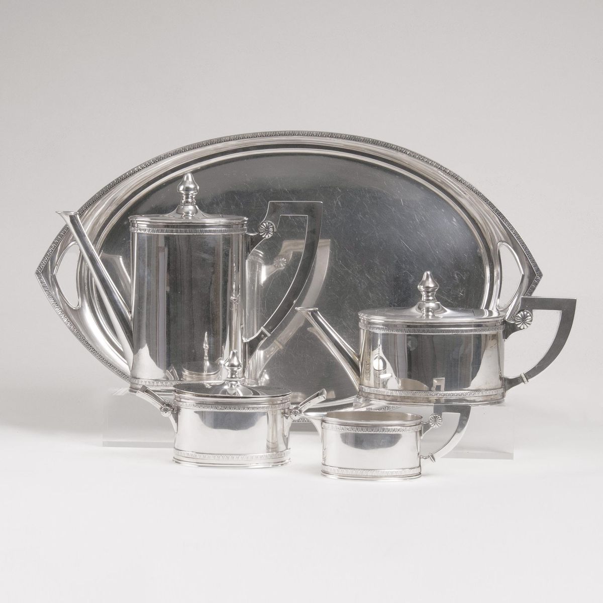 An elegant Coffee and Tea Service An elegant Coffee and Tea Service