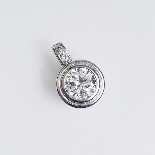 A Solitaire Diamond Pendant