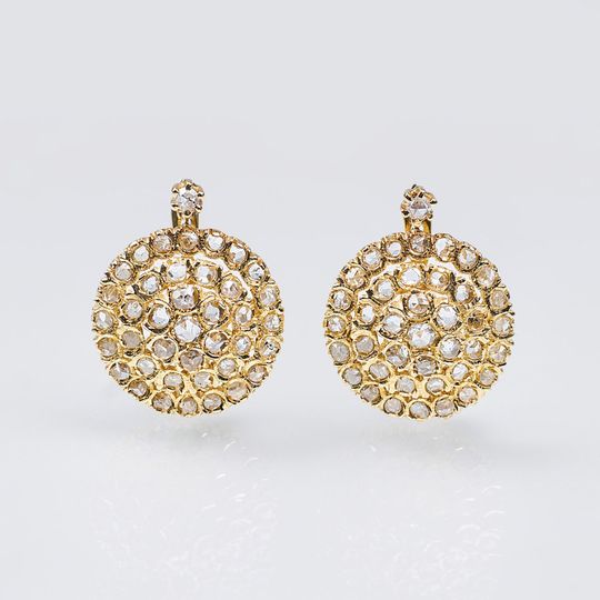 Paar Diamant-Ohrringe