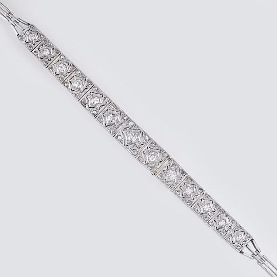 An Art-déco Diamond Bracelet