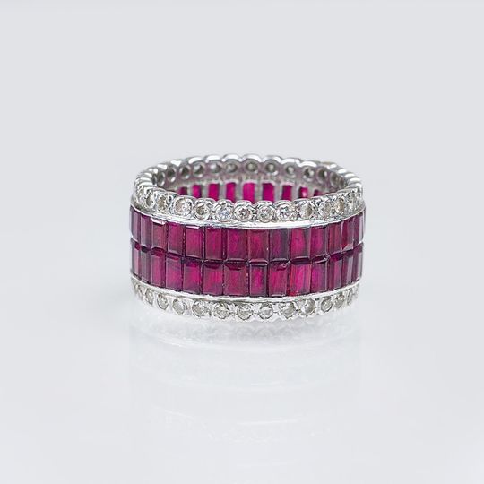 A Memory Ring with Rubies and Diamonds