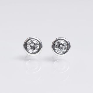 A Pair of Solitaire Diamond Earstuds