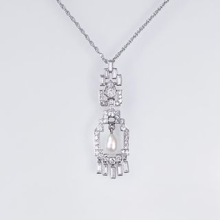 A delicate Art-déco Diamond Pearl Pendant with Necklace