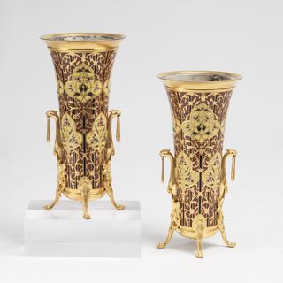 Maison F. Barbedienne, gegr. Paris 1834, tätig bis 1954 - A Pair of Napoléon III. Cloisonné Trumpet Vases A Pair of Napoléon III. Cloisonné Trumpet Vases