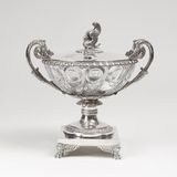 An extravagant French Centrepiece