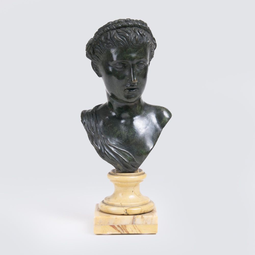 Giovanni Varlese - A Bust of Berenice A Bust of Berenice