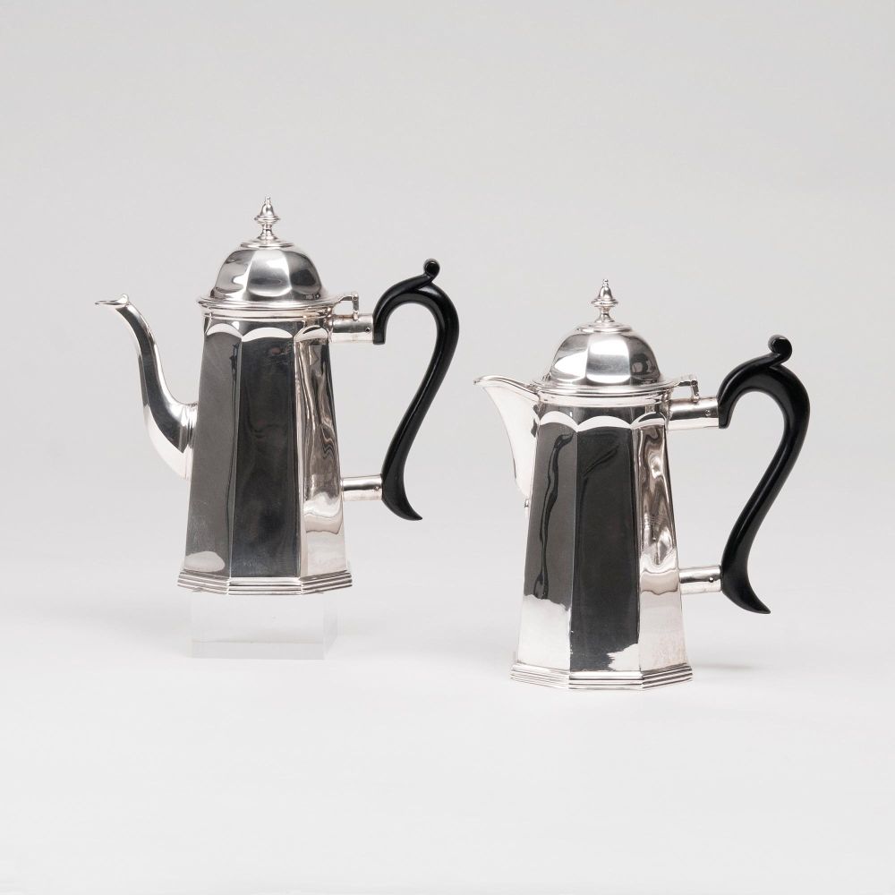 Goldsmiths & Silversmiths Co. Ltd., reg. 1899 - A Pair of Victorian Mocha Pots A Pair of Victorian Mocha Pots