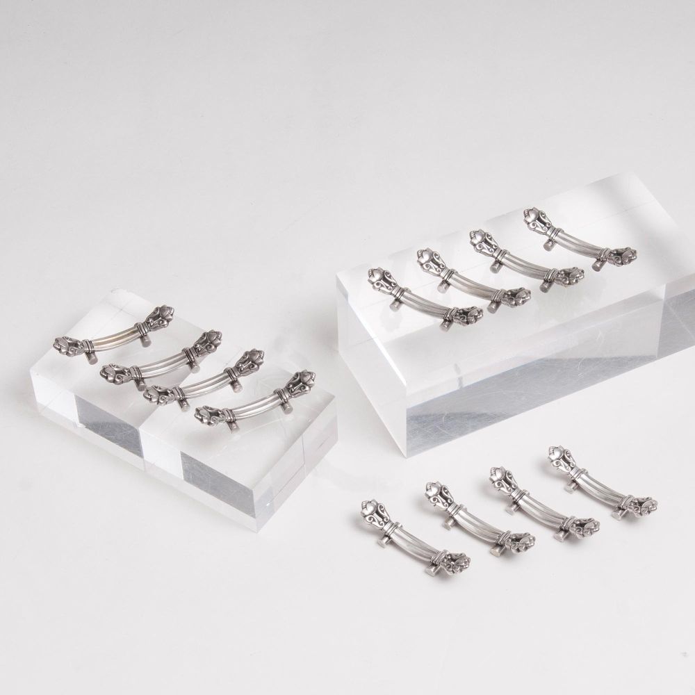 Georg Jensen - Satz von 12 Essstäbchen-Ablagen 'Acorn' Satz von 12 Essstäbchen-Ablagen 'Acorn'
