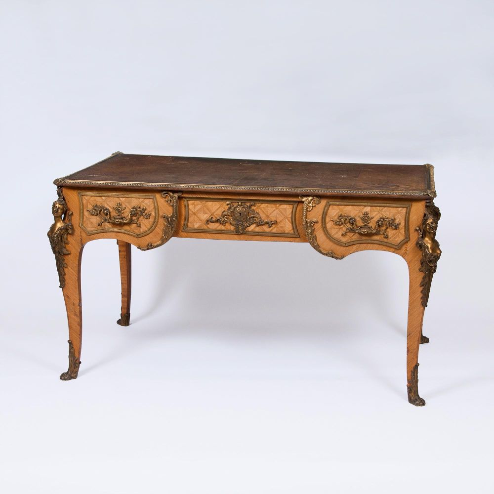 An Elegant 'Bureau Plat' in Louis XV - Style