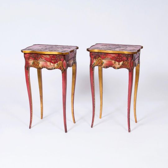 A Pair of Side Tables with Chinoiserien