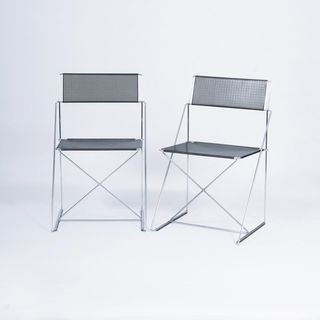 Paar Designklassiker 'Nuova X Line Chairs'