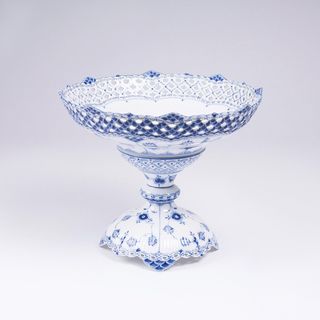 A Royal Copenhagen Centrepiece 'Musselmalet -Blue Fluted Full Lace'