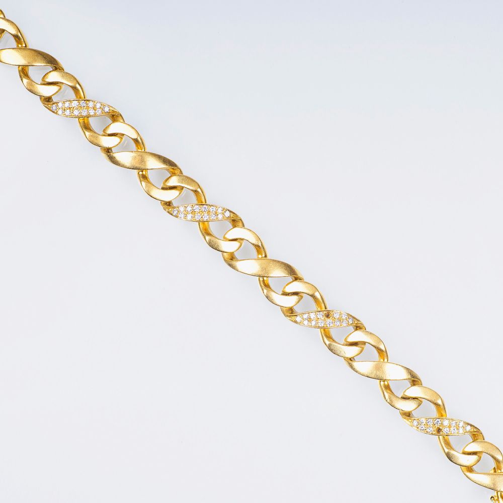 A Curb Chain Bracelet with Diamonds